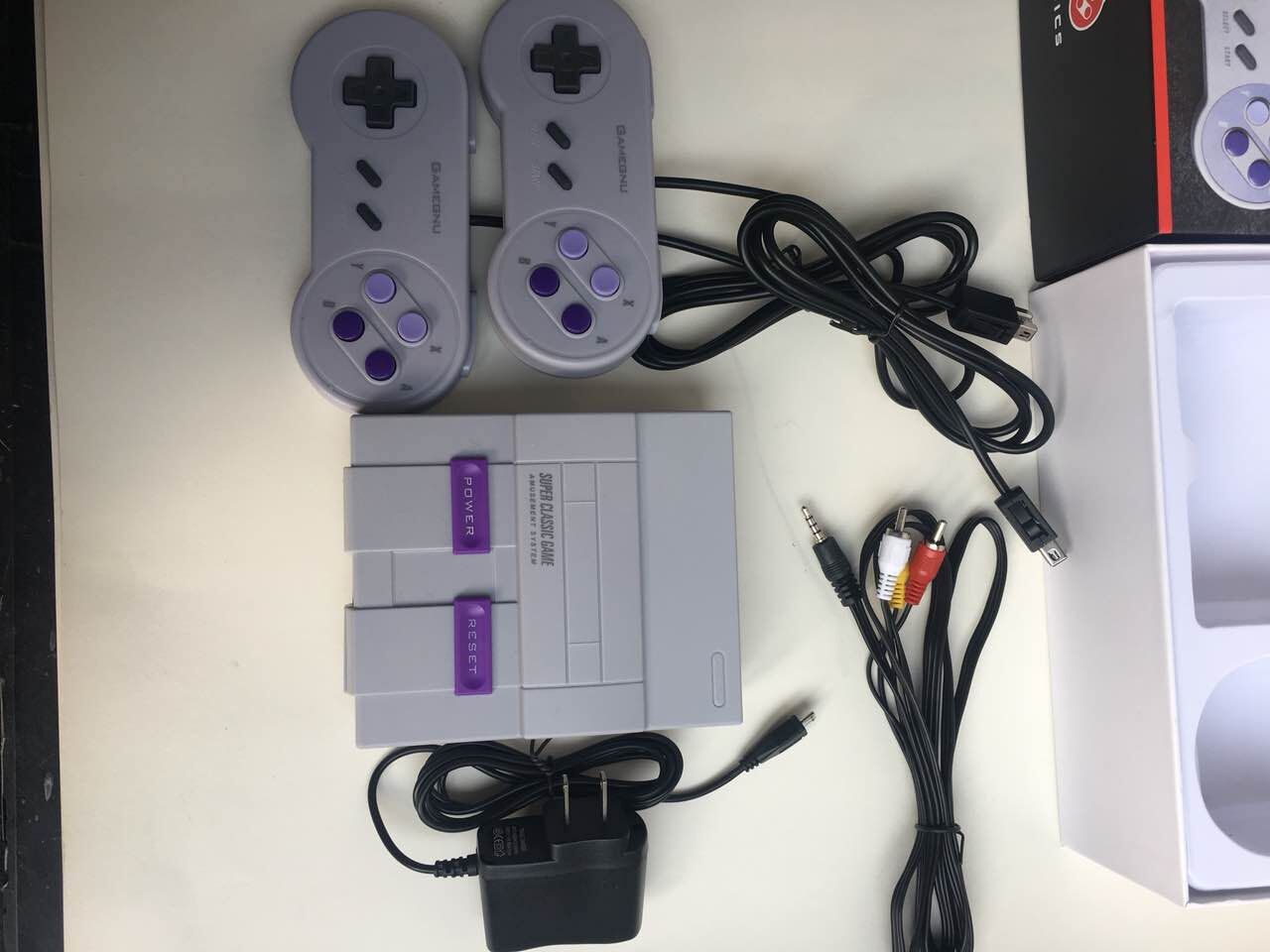 سوبر كلاسيك ميني SFC تي في، أج - مراجعة Retro Gaming Device وسعره