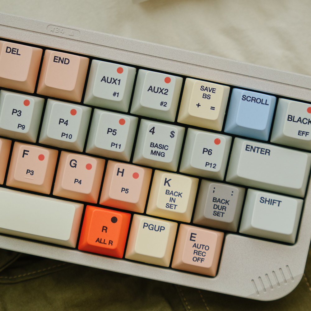 FBB أغطية المفاتيح S9000 ريترو - مراجعة Retro Gaming Style وسعره